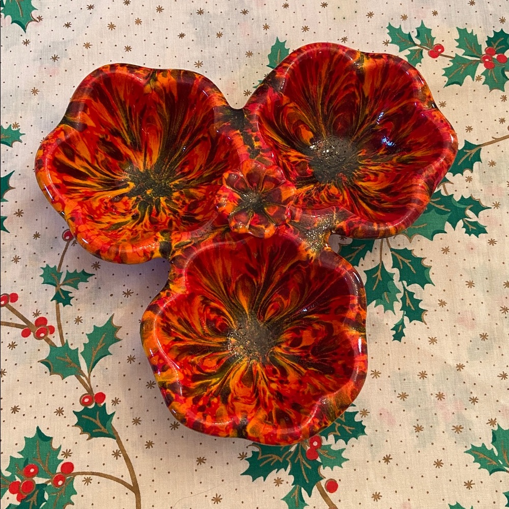 USA Vibrant Red and Orange Floral Dish